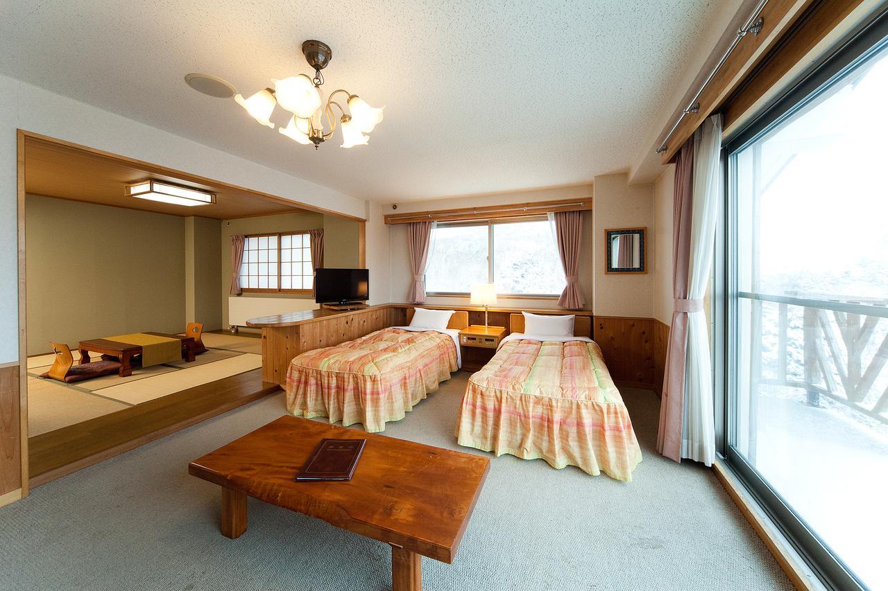 Hotel Mount Shiga Yamanouchi  Exterior photo